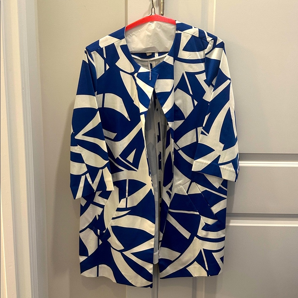 Chico's Geometric Blue & White Jacket Size 2/L/12-14
